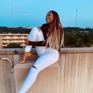 Meet your Posher, Noelani